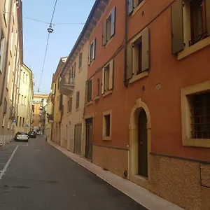 Casa Rossella , Verona Italia